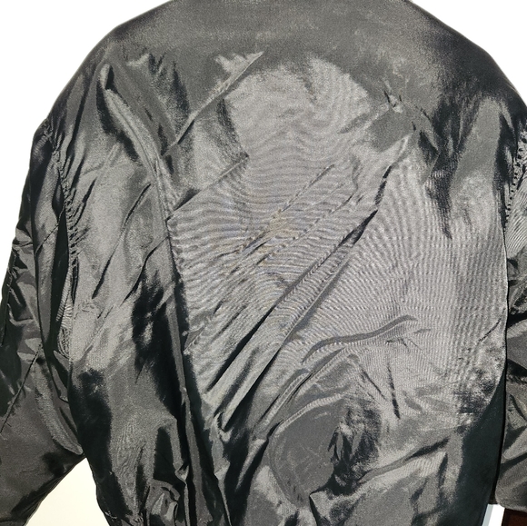 Quilted Jacket BROKEN ZIPPER - Picture 5 of 8